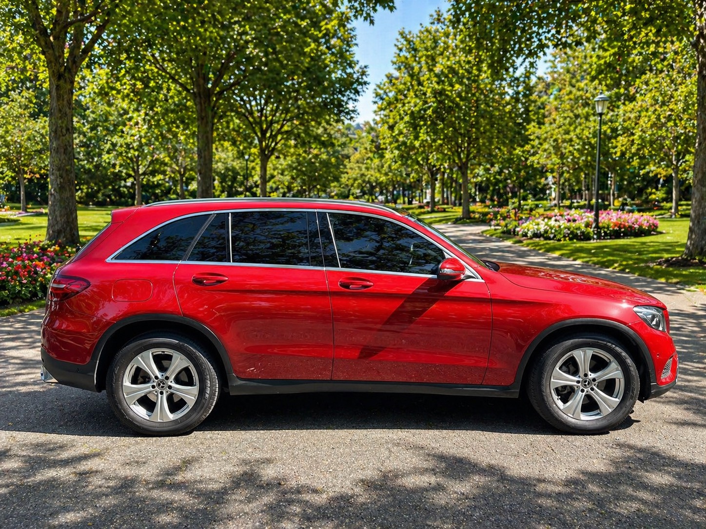 Mercedes-Benz GLC200 2.0L 2018 Image 4