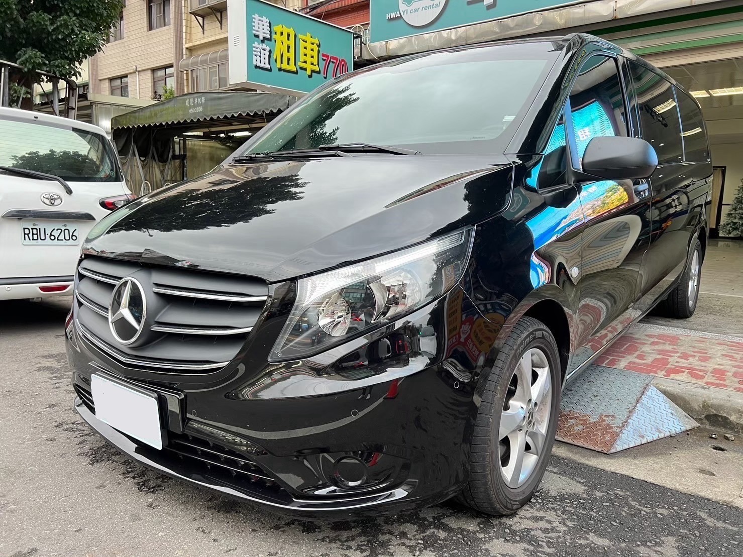 Mercedes-Benz VITO  2023 Image 2