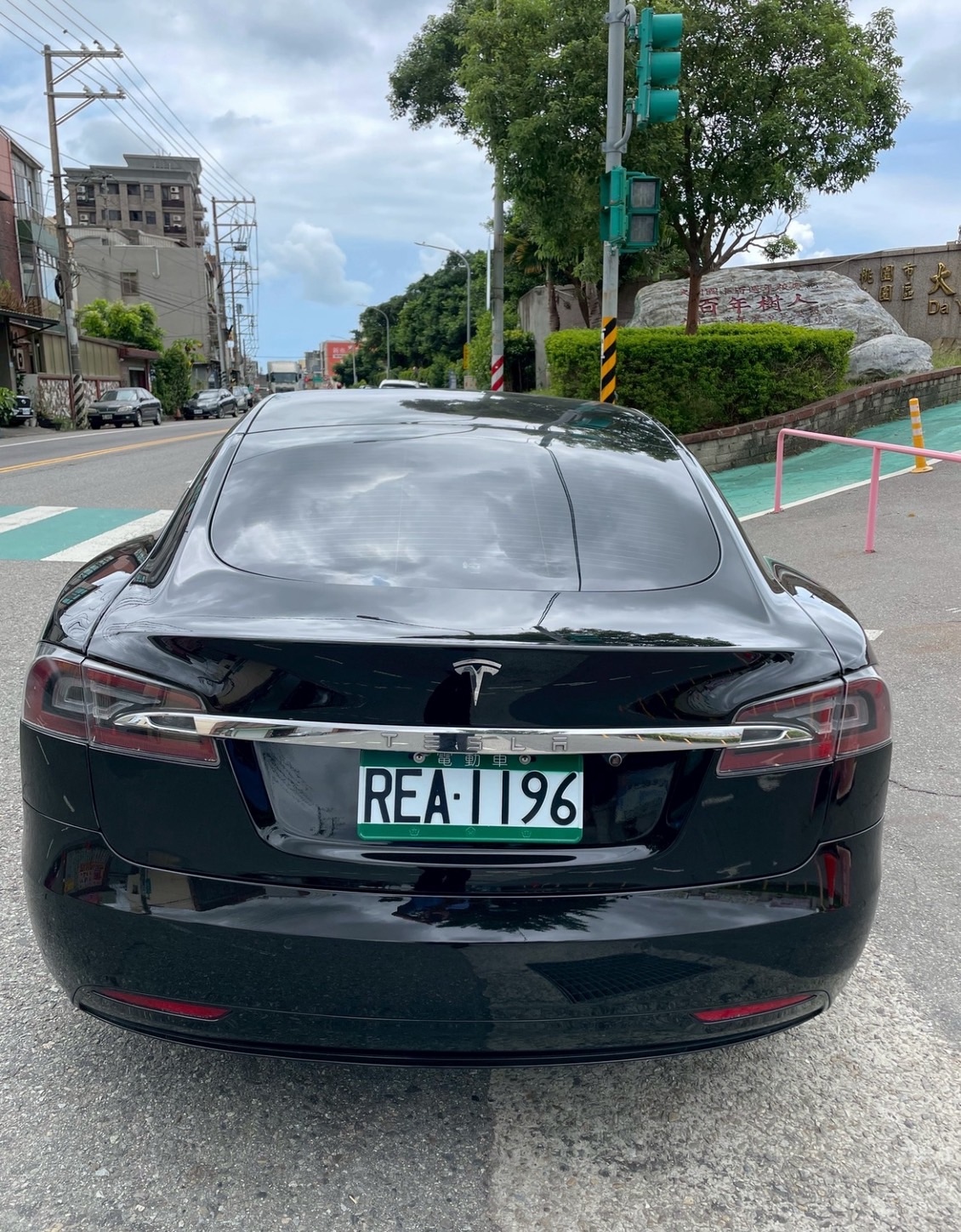 Tesla Model S 75 2017 Image 5