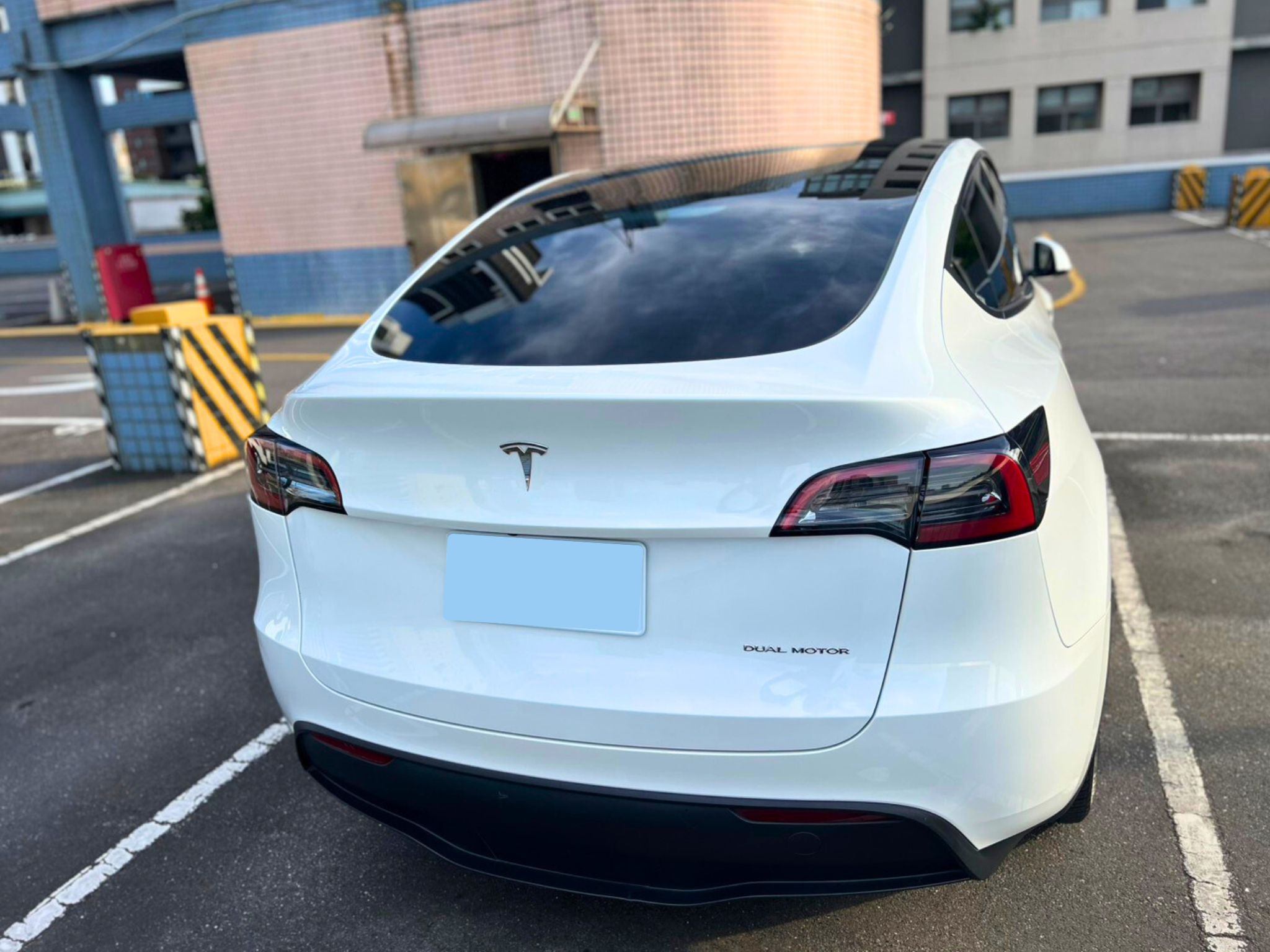 Tesla Model Y LR+EAP 2022 Image 5