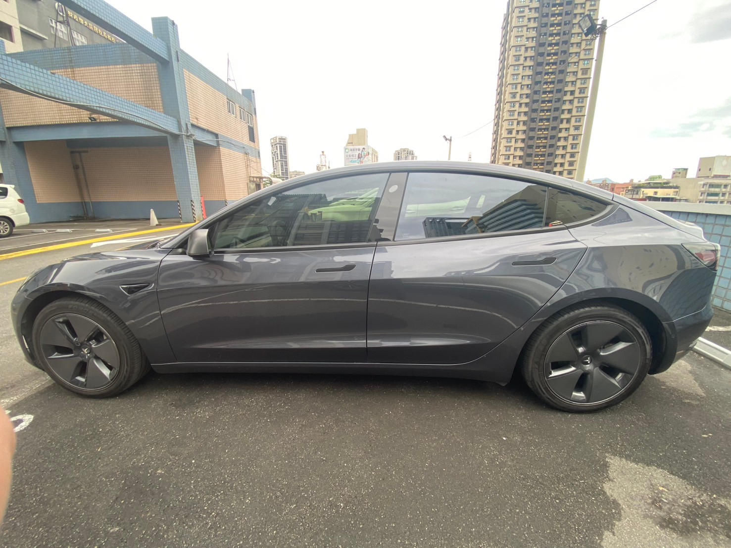 Tesla Model 3 SR 2021 Image 7