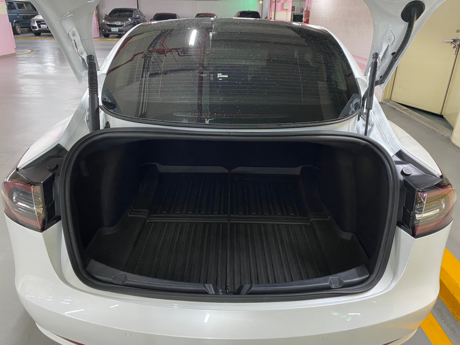Tesla Model 3 SR 2021 Image 11