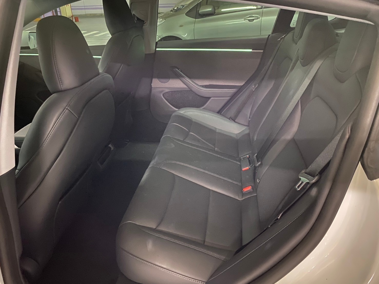 Tesla Model 3 煥新版SR 2024 Image 11