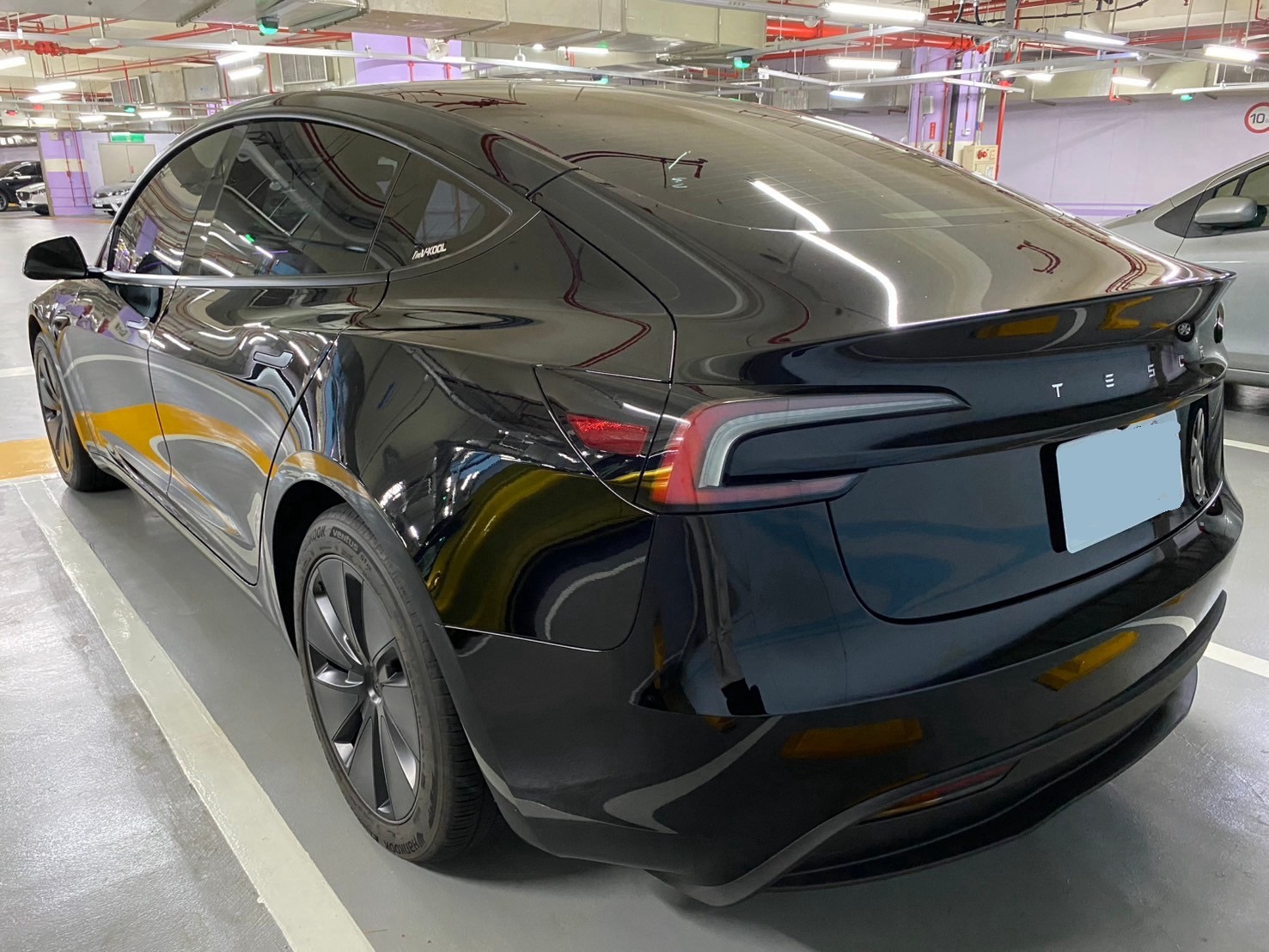 Tesla Model 3 煥新版 SR 2024 Image 6