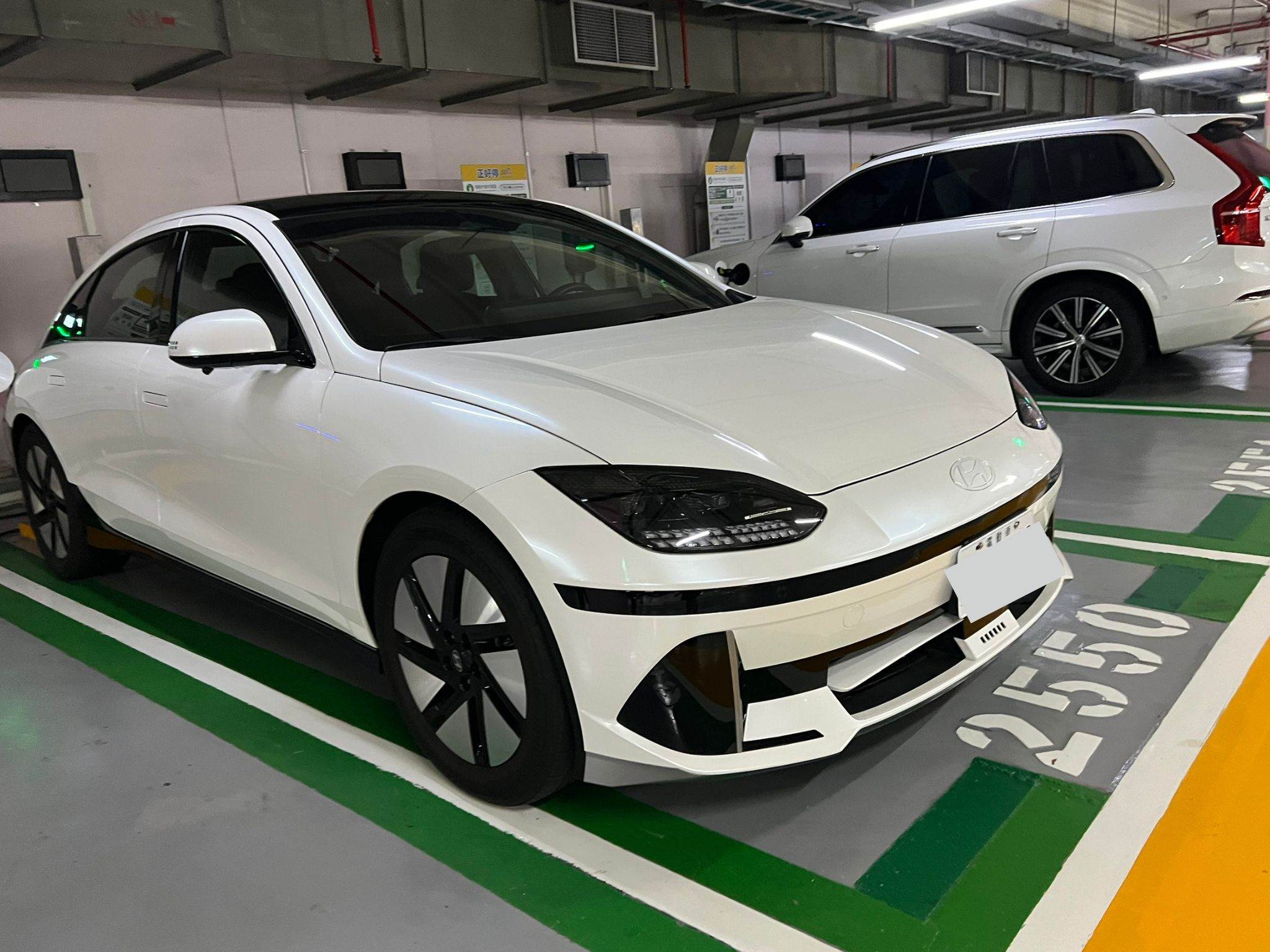 Hyundai IONIQ 6 EV400 2023 Image 1