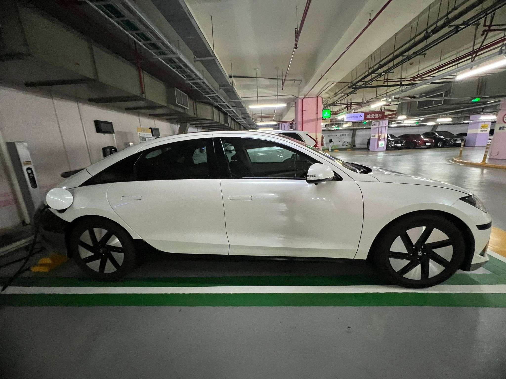 Hyundai IONIQ 6 EV400 2023 Image 3