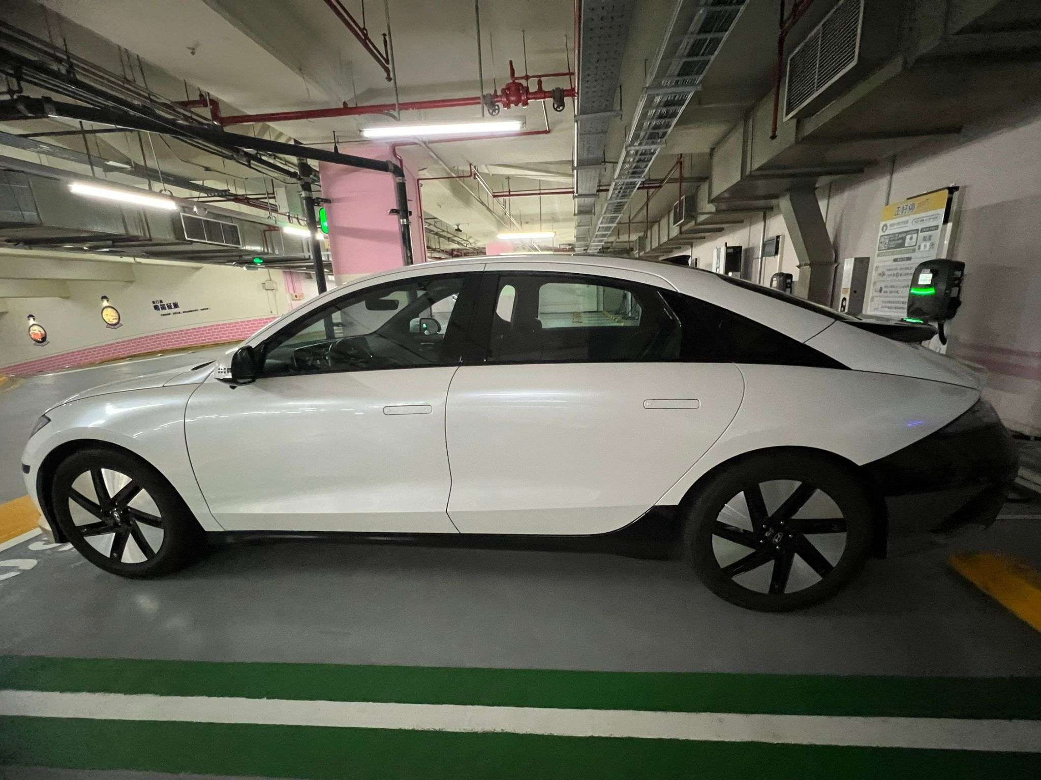 Hyundai IONIQ 6 EV400 2023 Image 5