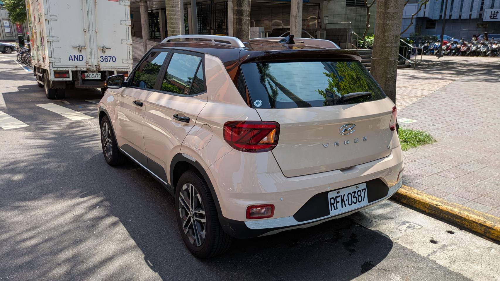 Hyundai VENUE GLB 2024 Image 2