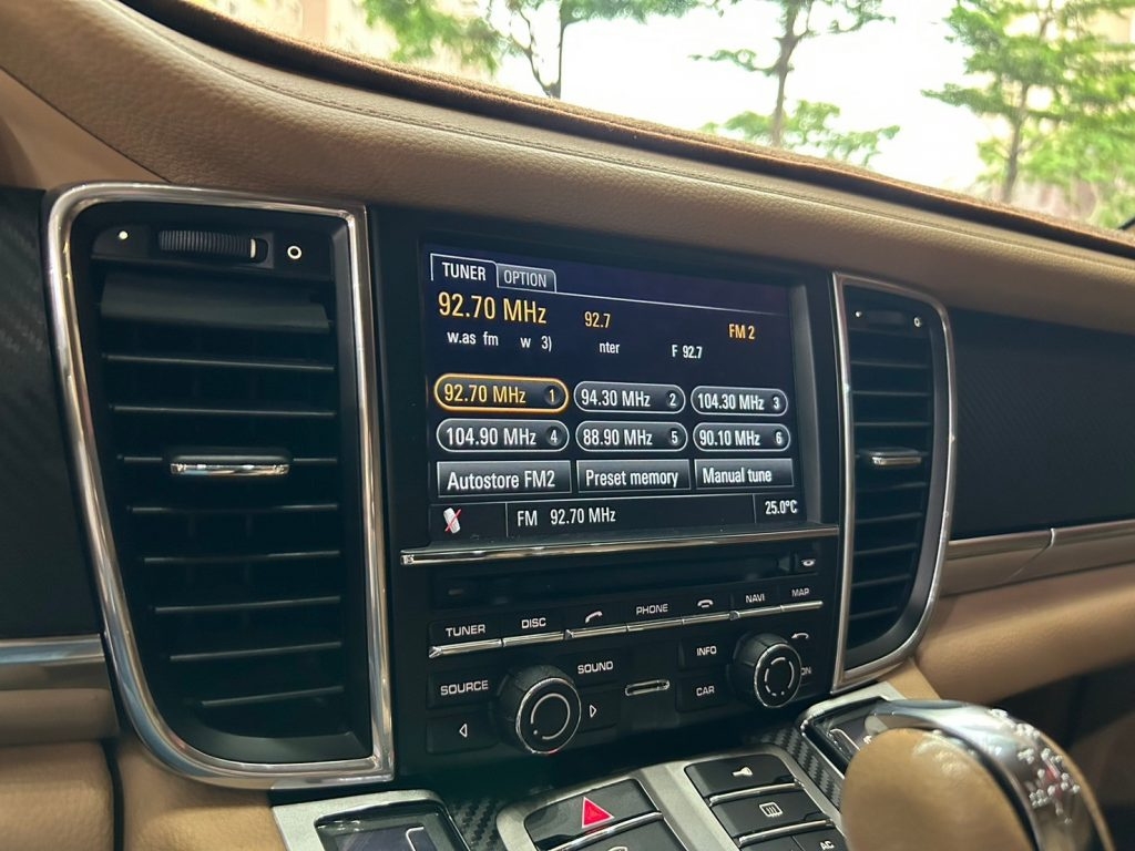 Porsche Panamera S 4.8 2009 Image 7