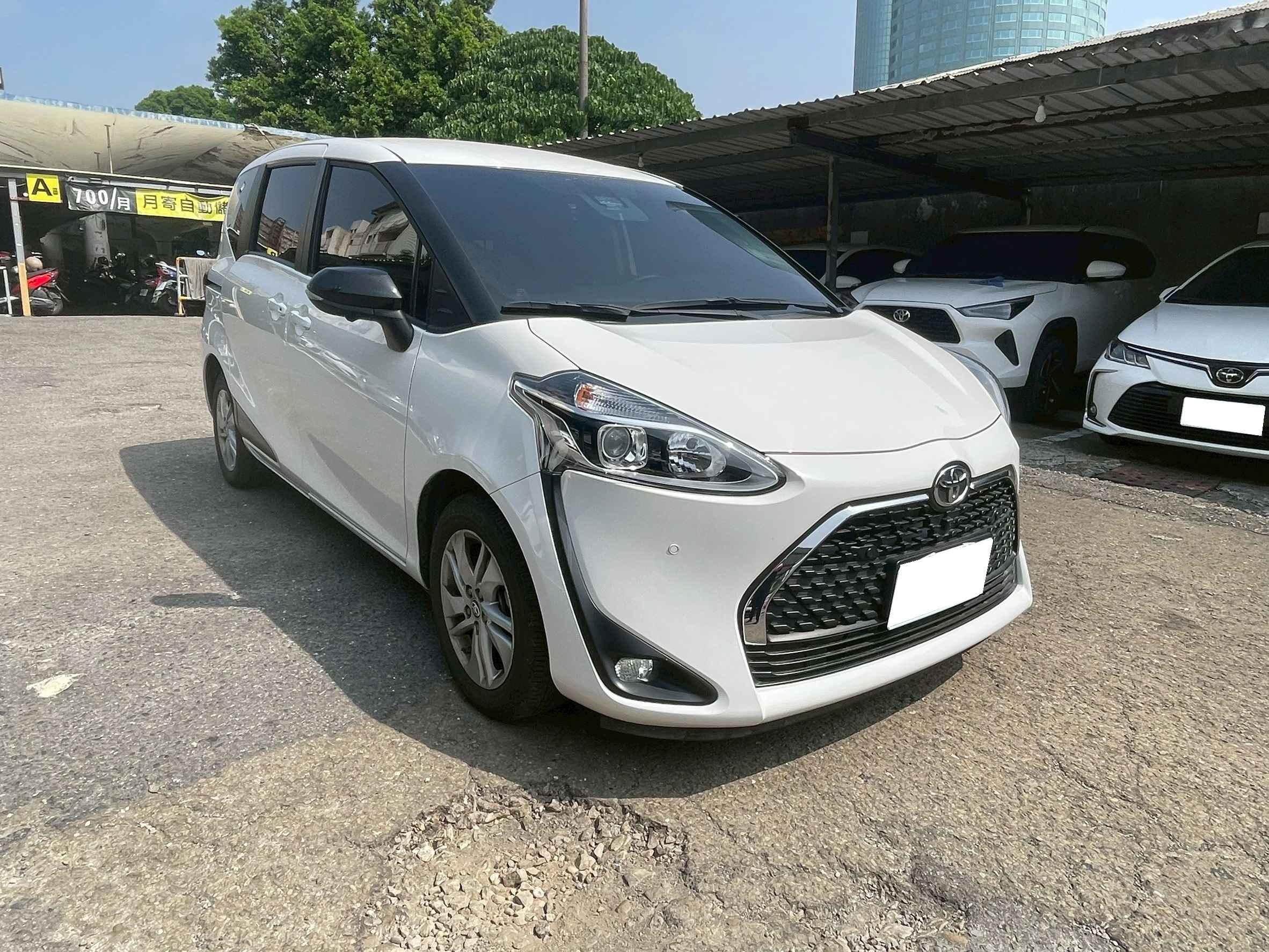 TOYOTA SIENTA 7人座 2024 Image 4