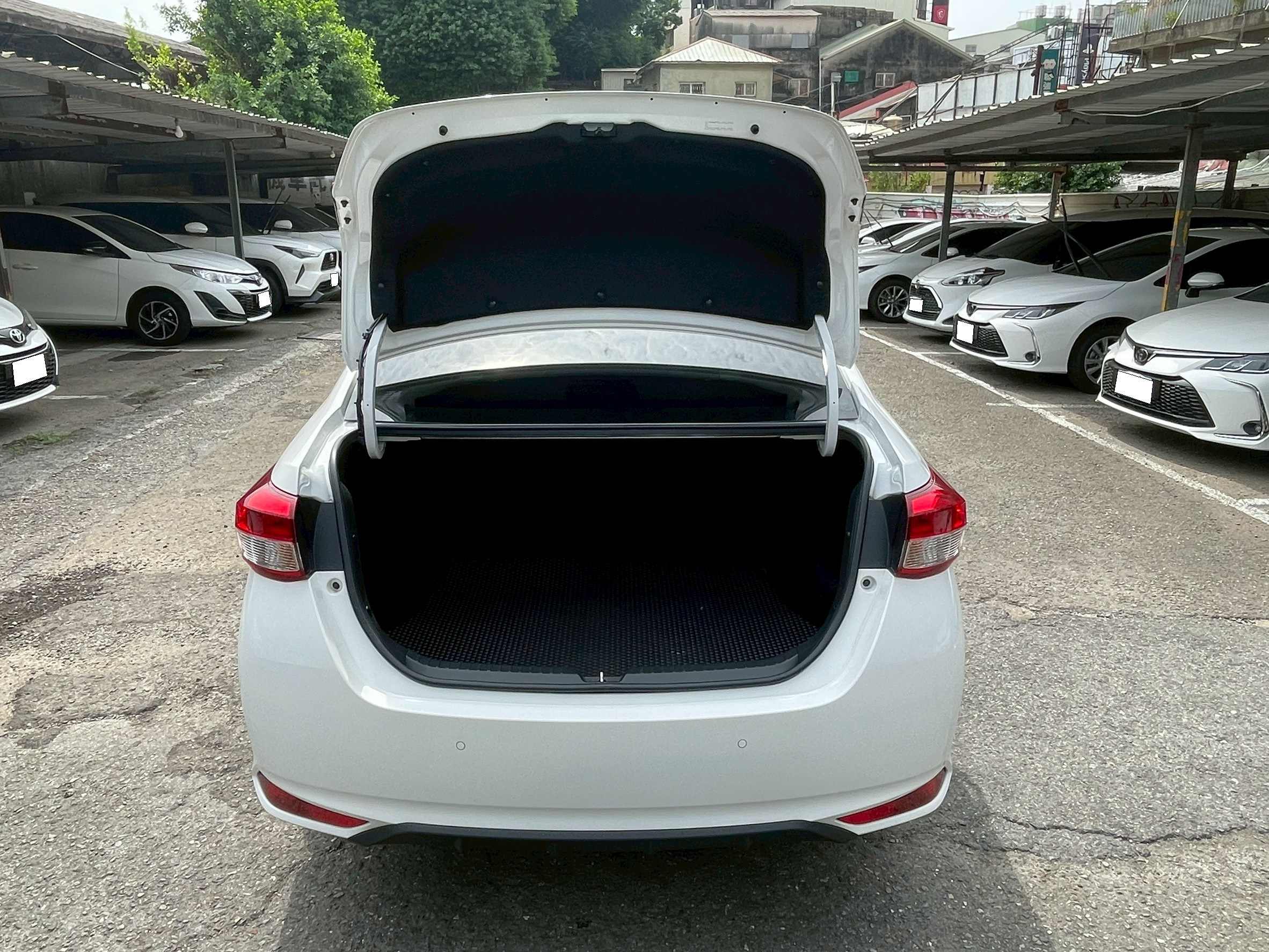 TOYOTA VIOS 1.5 2024 Image 11