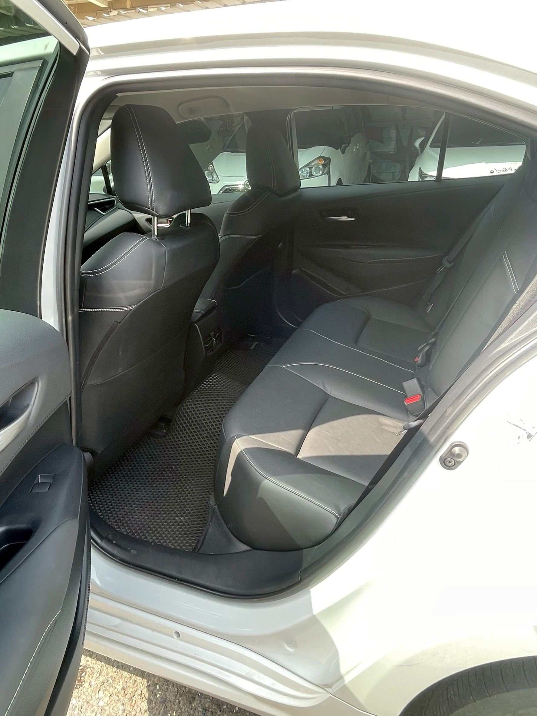 TOYOTA ALTIS 1.8 2024 Image 10