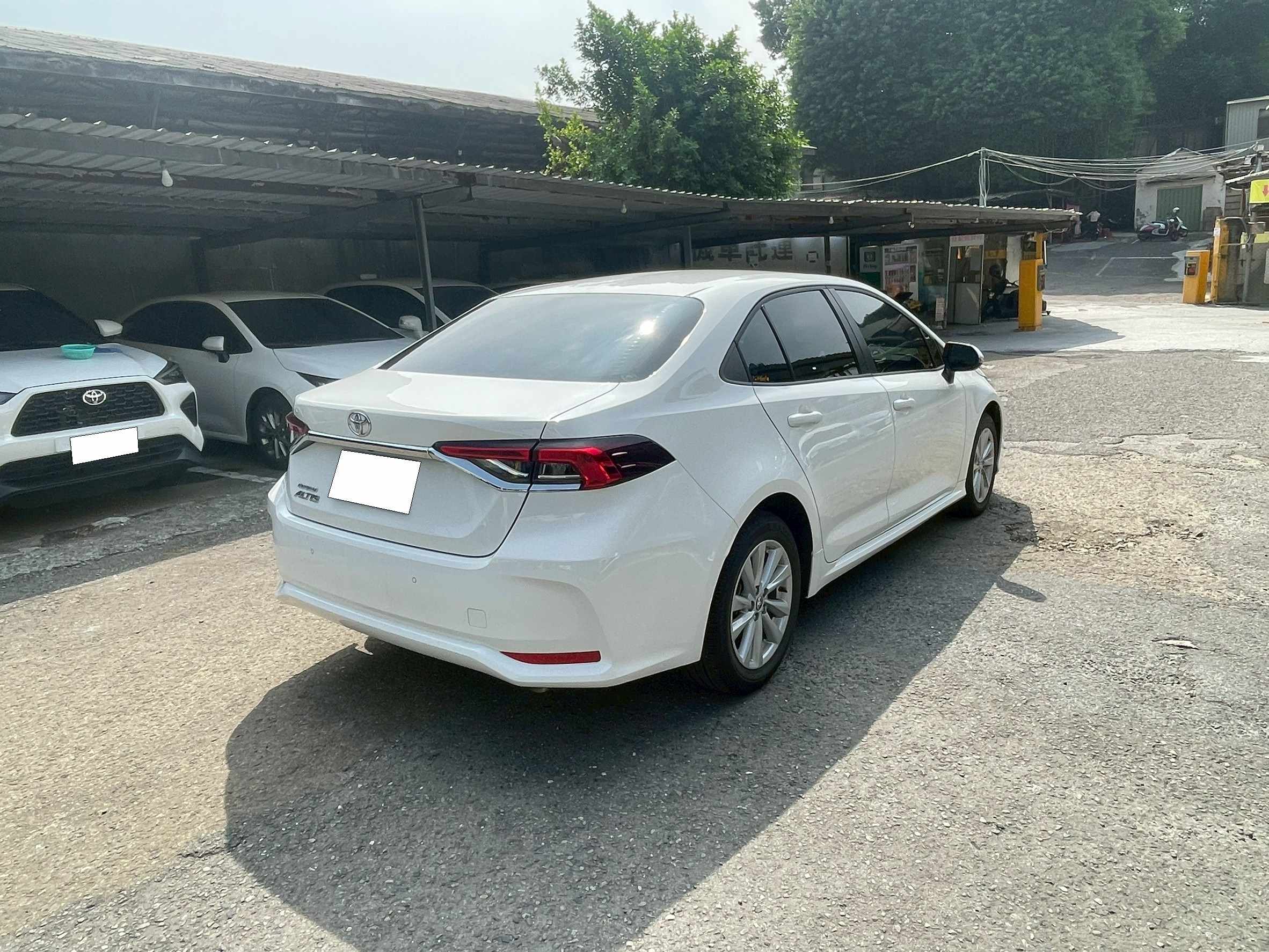 TOYOTA ALTIS 1.8 2024 Image 8