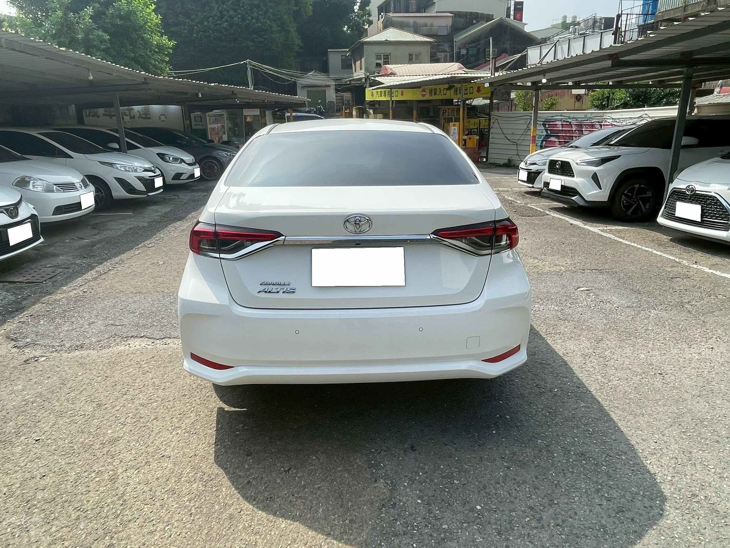 TOYOTA ALTIS 1.8 2024 Image 5