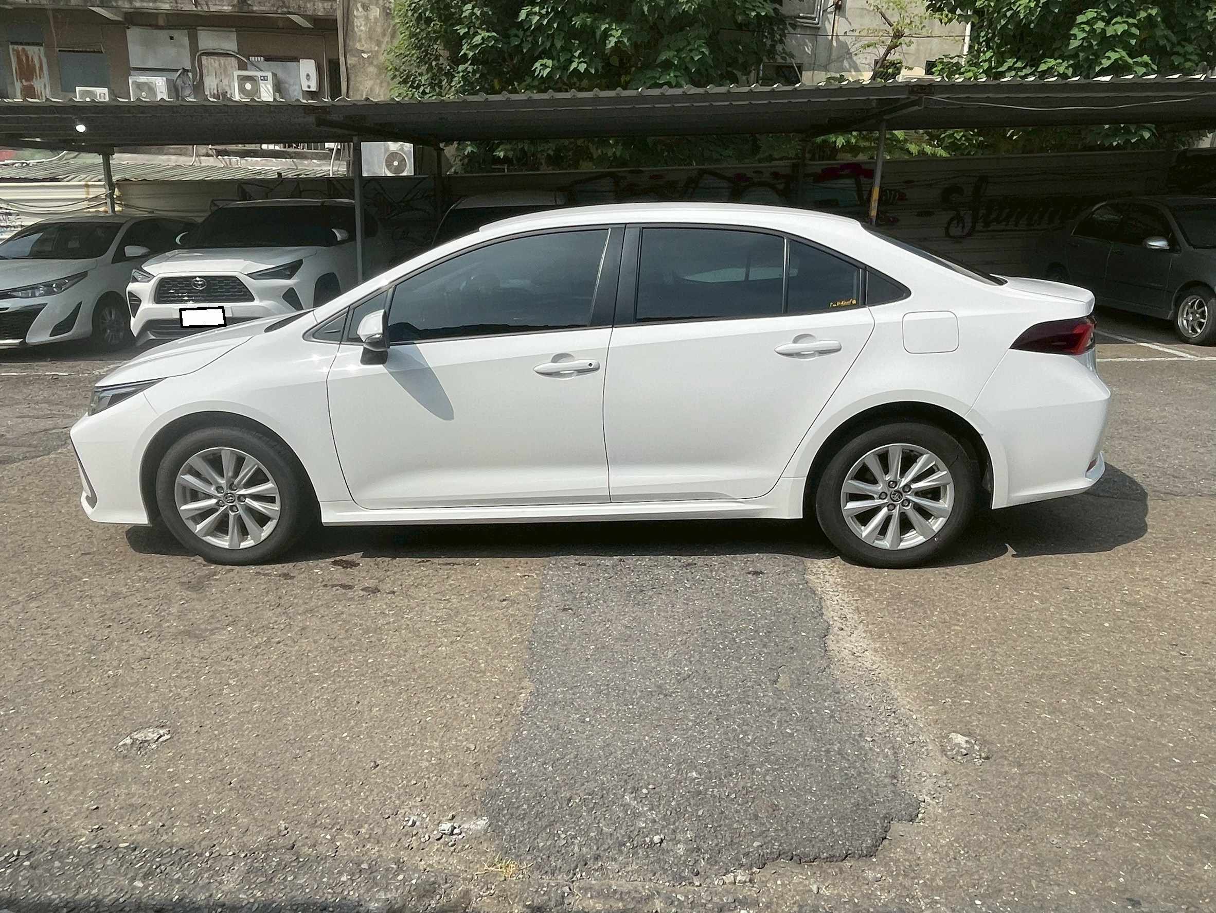 TOYOTA ALTIS 1.8 2024 Image 4