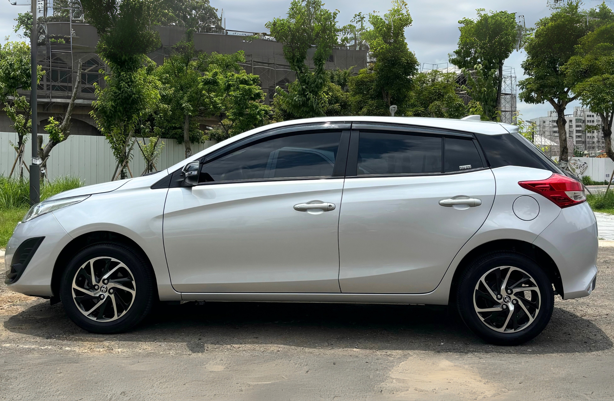 TOYOTA Yaris 1.5L經典 2023 Image 3