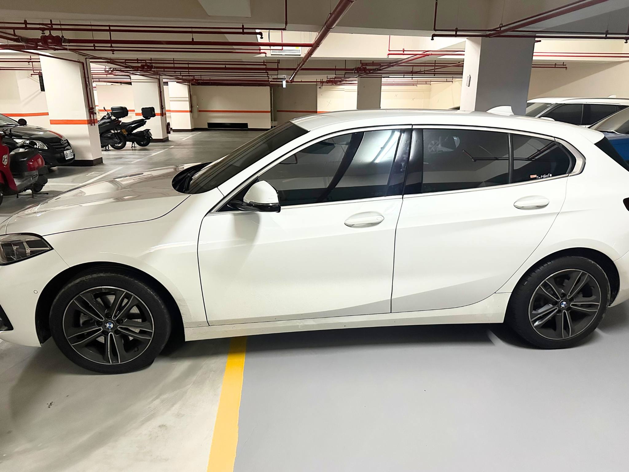 BMW 118i Edition Sport 2021 Image 3