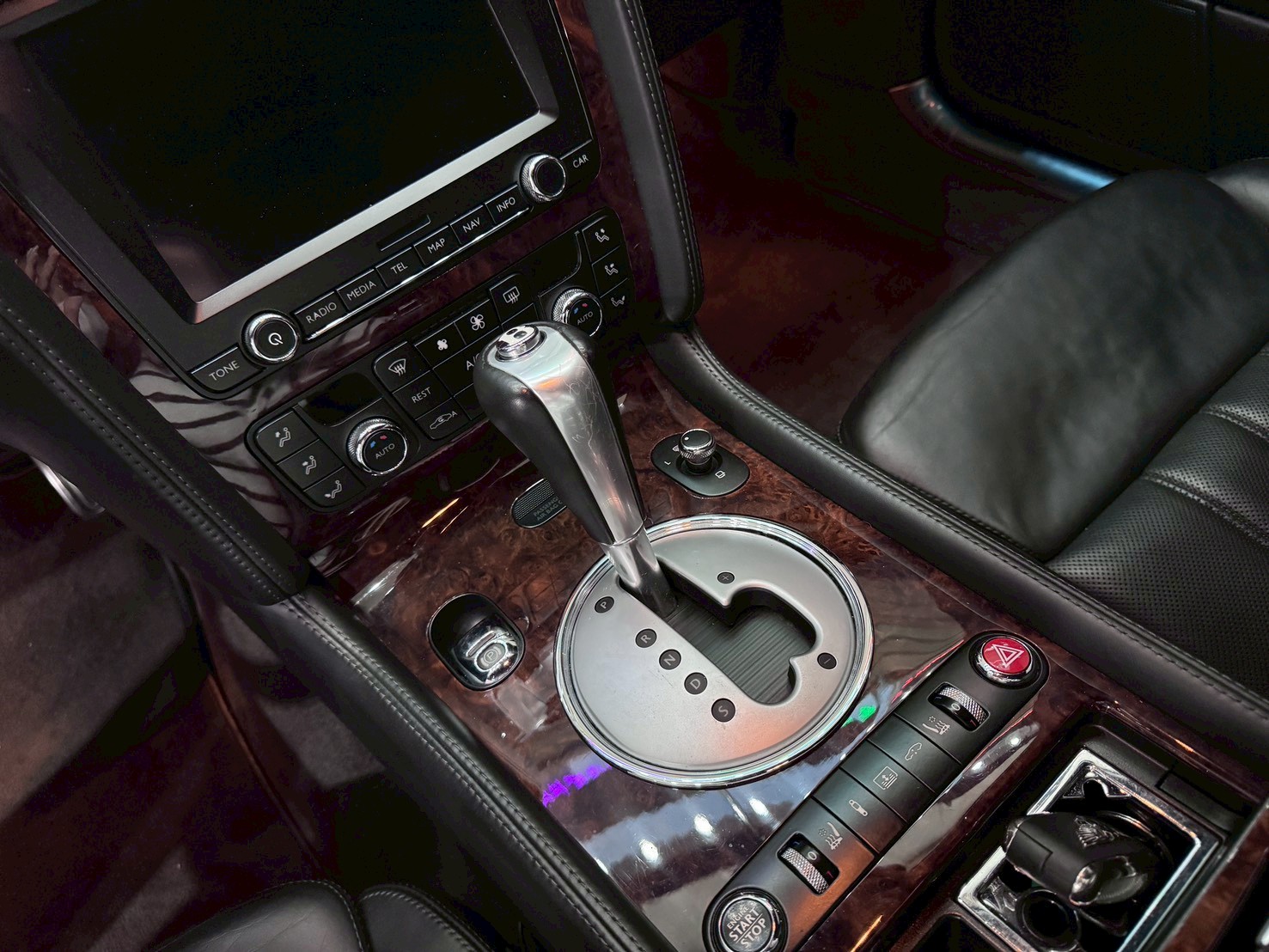 BENTLEY Flying Spur  2011 Image 8