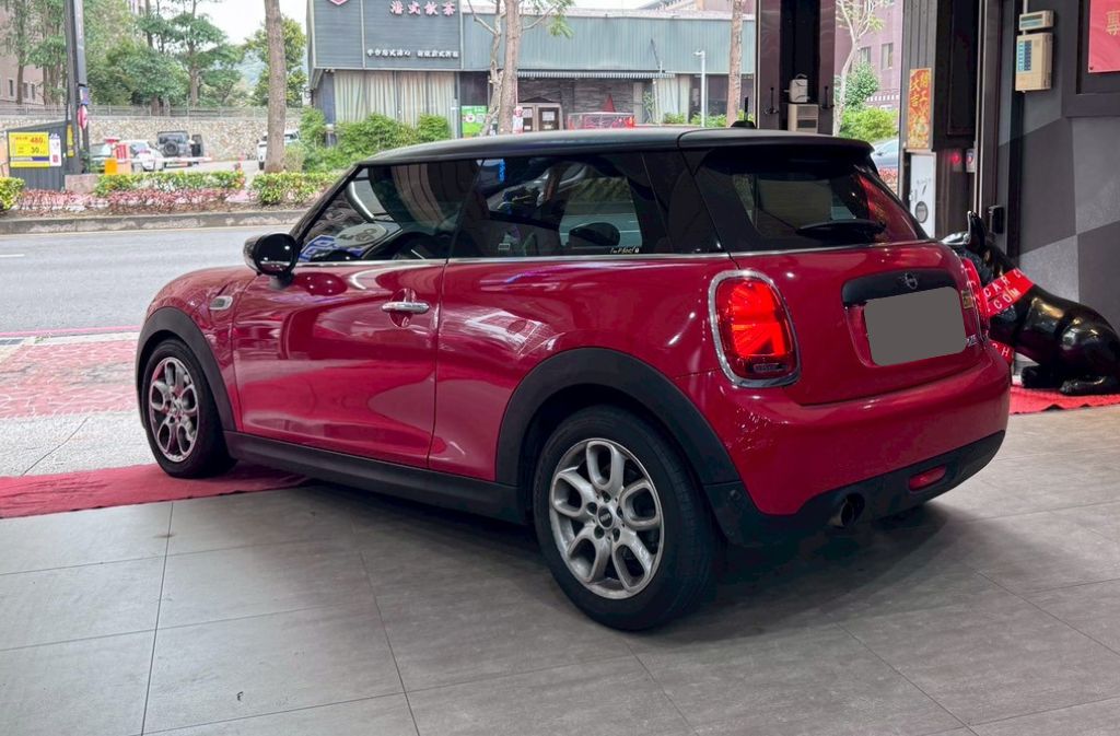 MINI MINI ONE  2019 Image 2