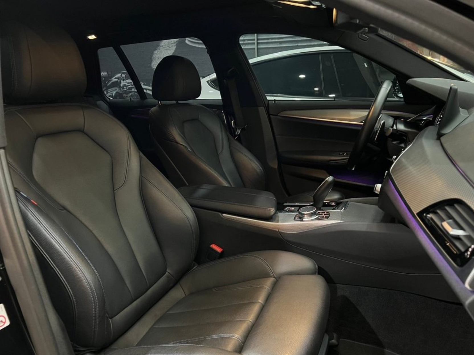BMW Touring 540i M Sport 2018 Image 8