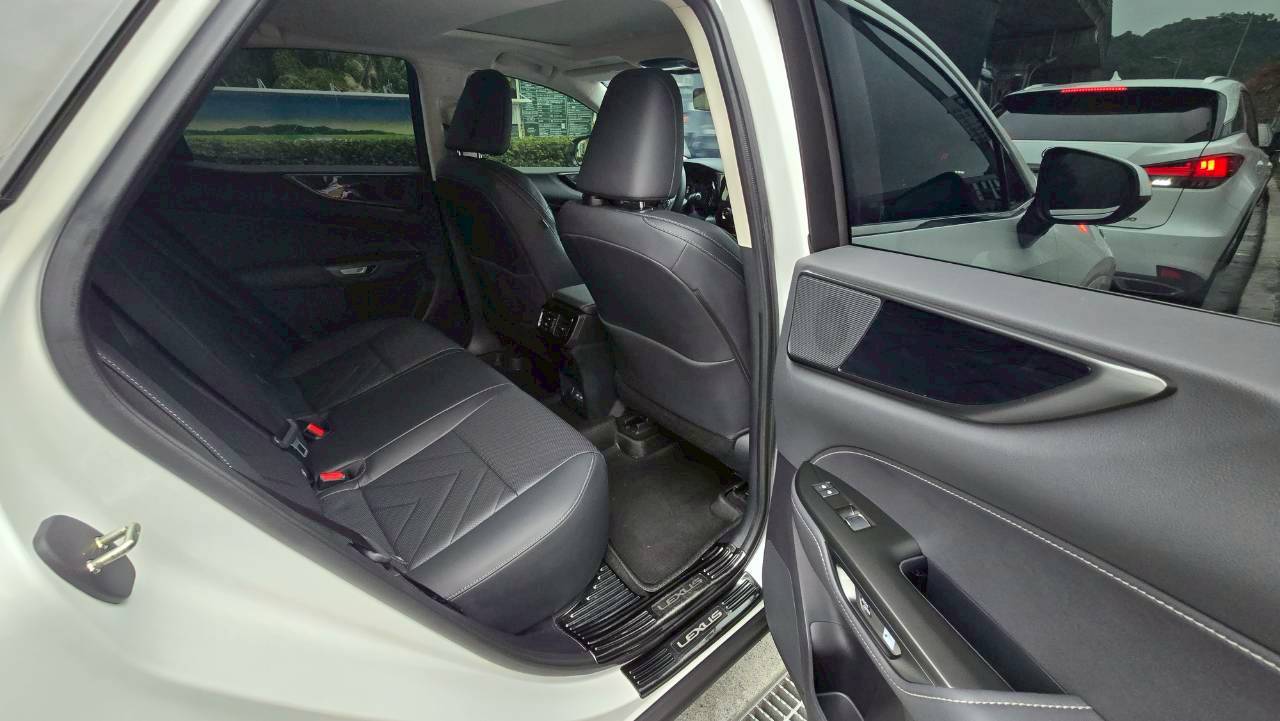 LEXUS NX250 頂級版 2024 Image 10