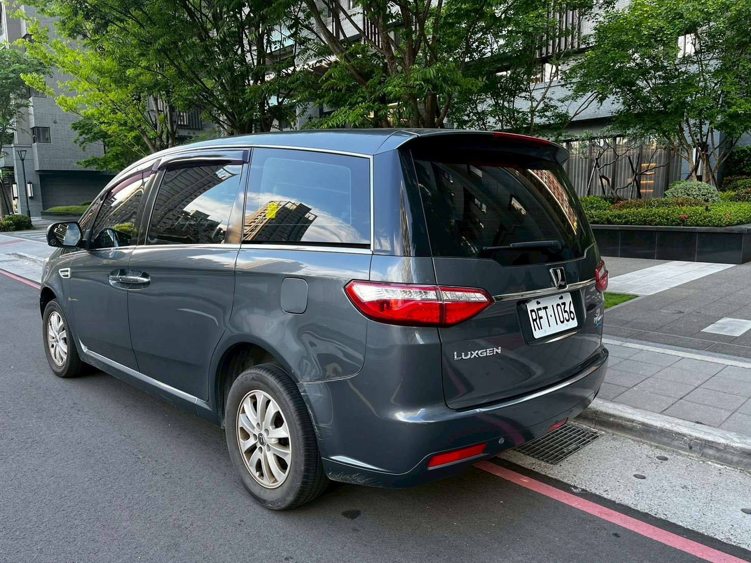 LUXGEN M7 Turbo ECO Hyper 旗艦型 2015 Image 6