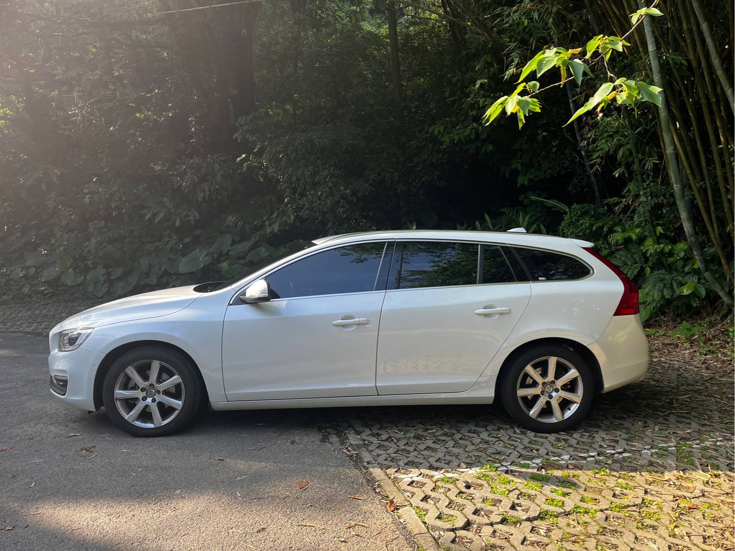 Volvo V60 D4 豪華版 2016 Image 7