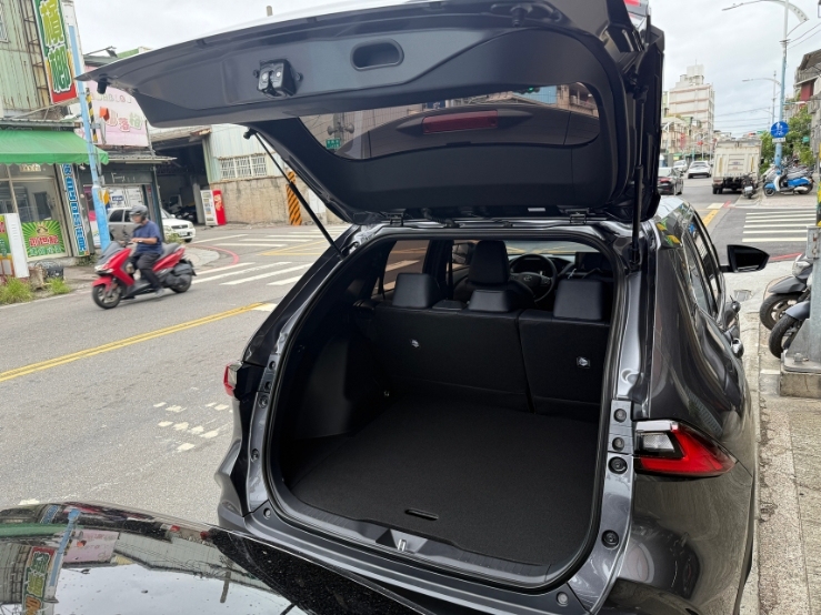 TOYOTA Yaris Cross 1.5L 享樂版 2025 Image 11