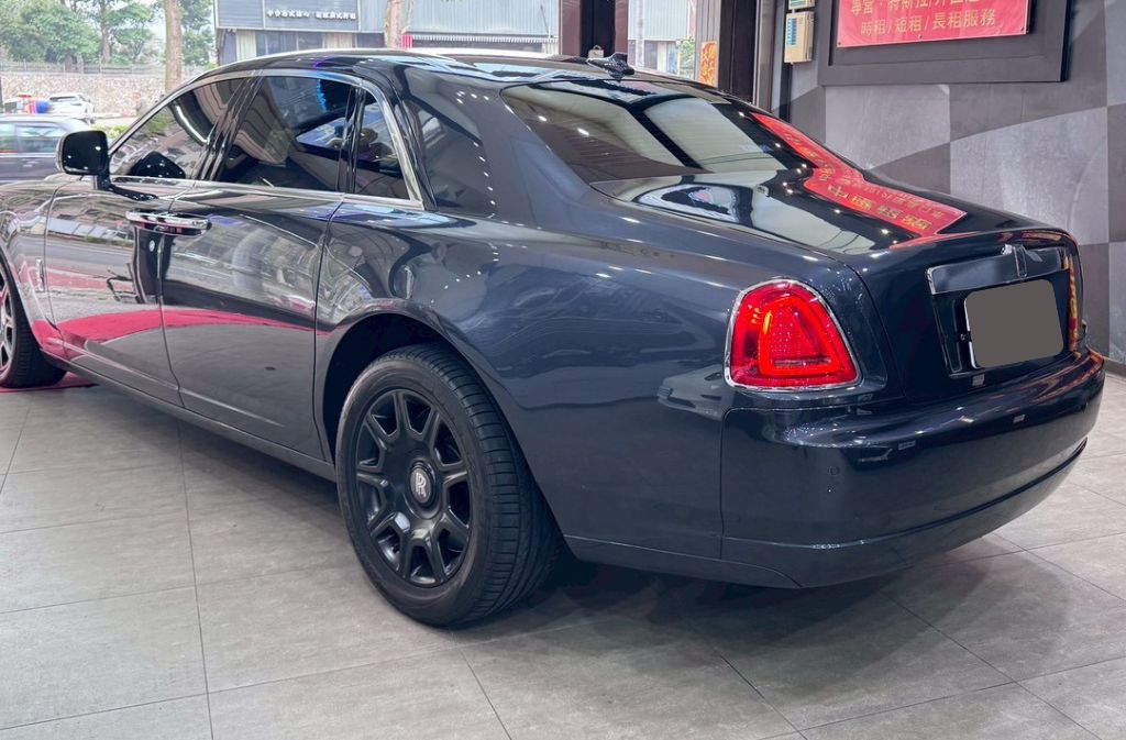 Rolls-Royce Ghost Series I 2011 Image 4