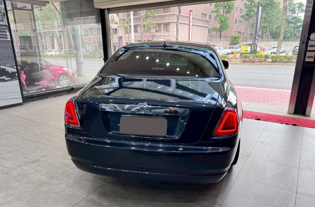 Rolls-Royce Ghost Series I 2011 Image 3