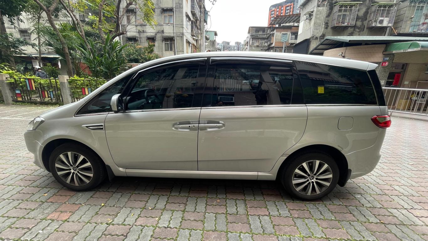 LUXGEN M7 Turbo ECO Hyper 旗艦型 2017 Image 5
