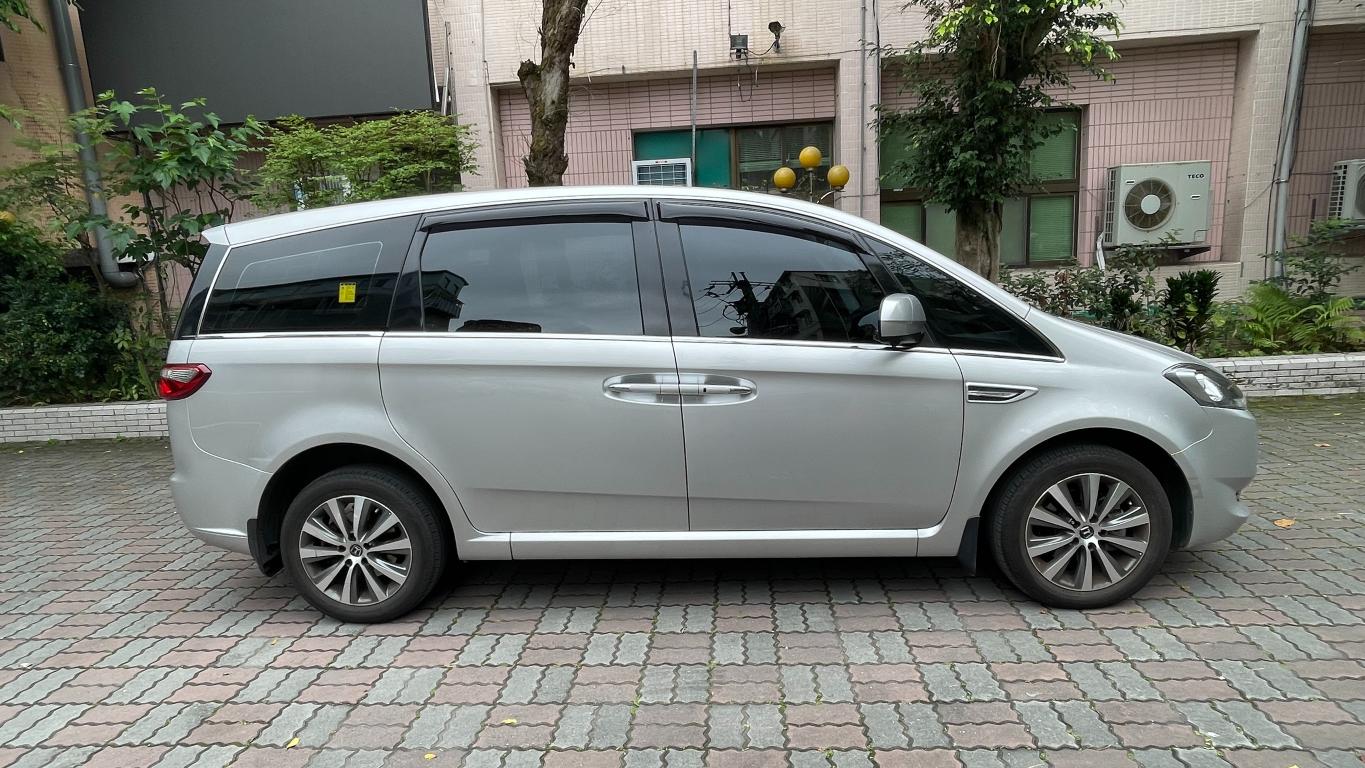 LUXGEN M7 Turbo ECO Hyper 旗艦型 2017 Image 3