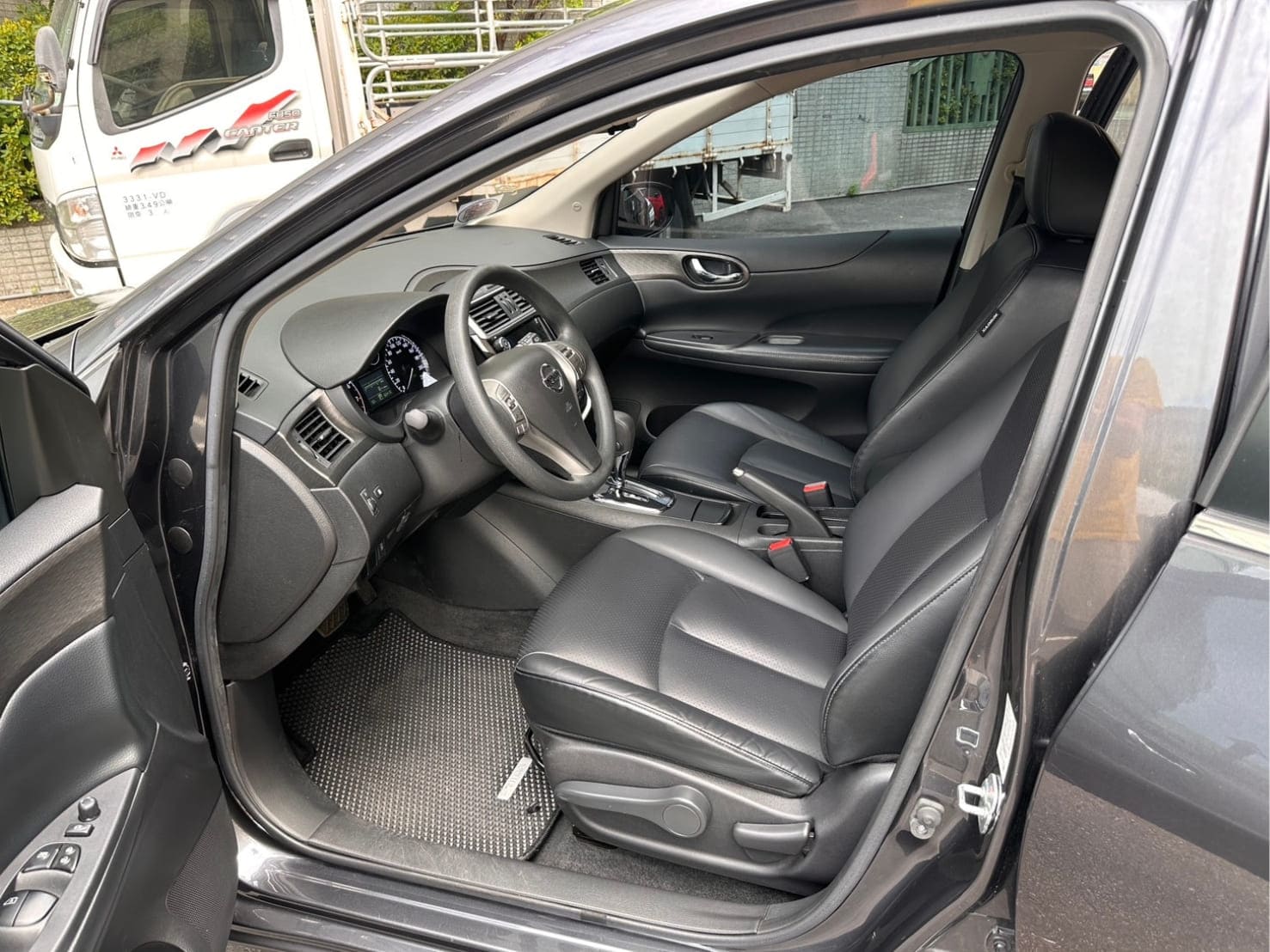 NISSAN Tiida 旗艦版 2019 Image 10