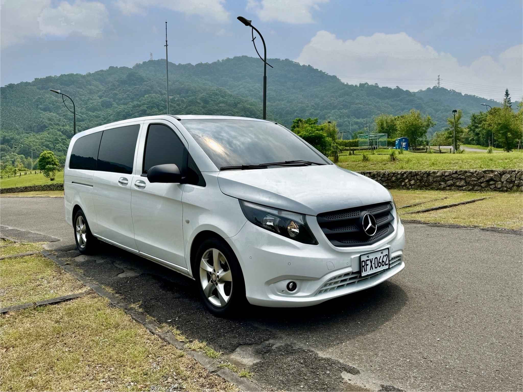 Mercedes-Benz VITO 2.2L 2016 Image 1