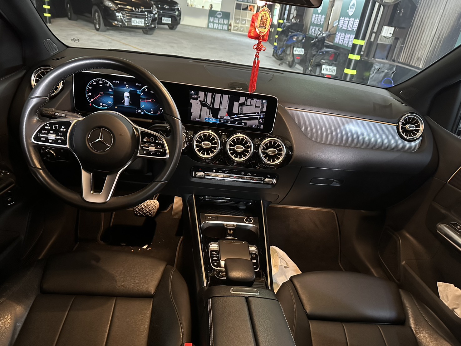 Mercedes-Benz B200  2019 Image 7