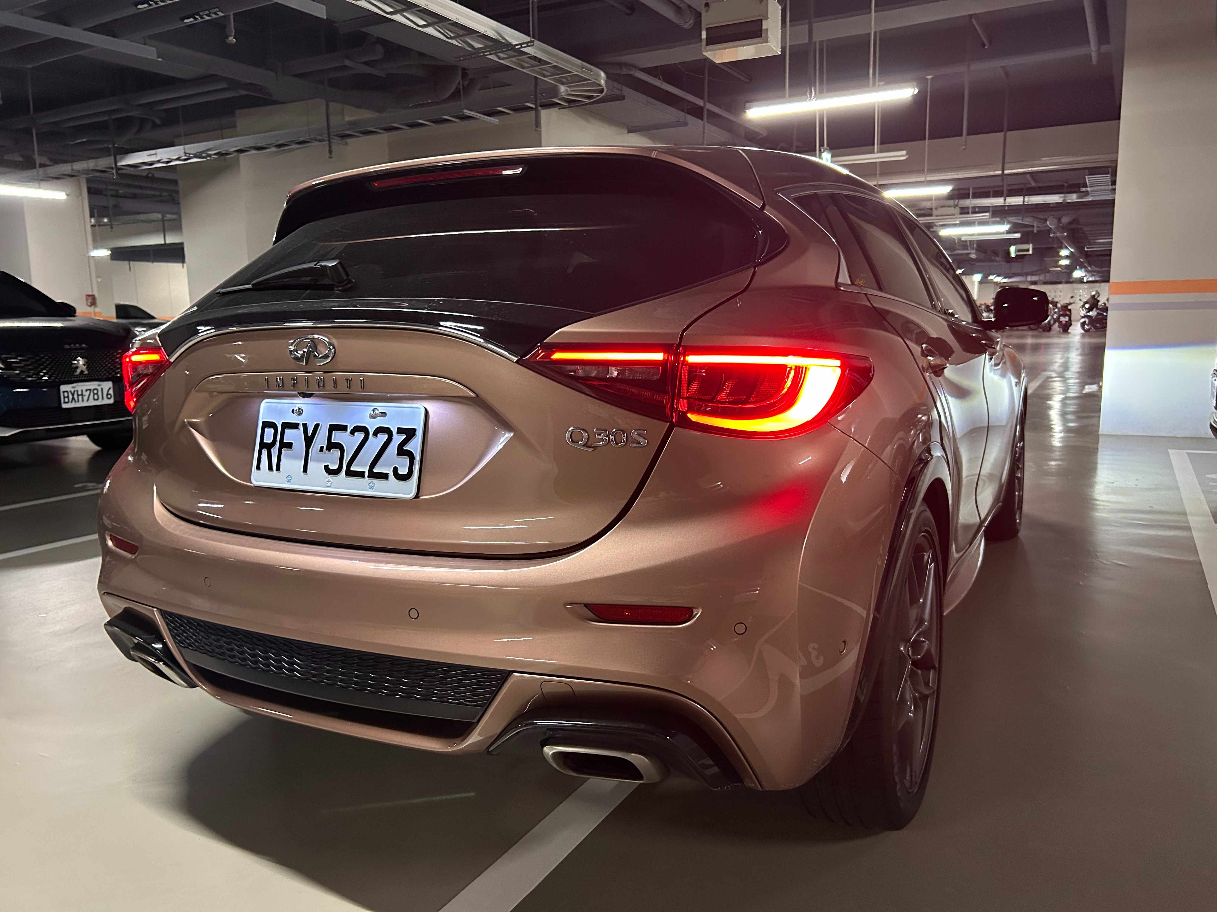 INFINITI Q30S 2.0T SPORT 2018 Image 5