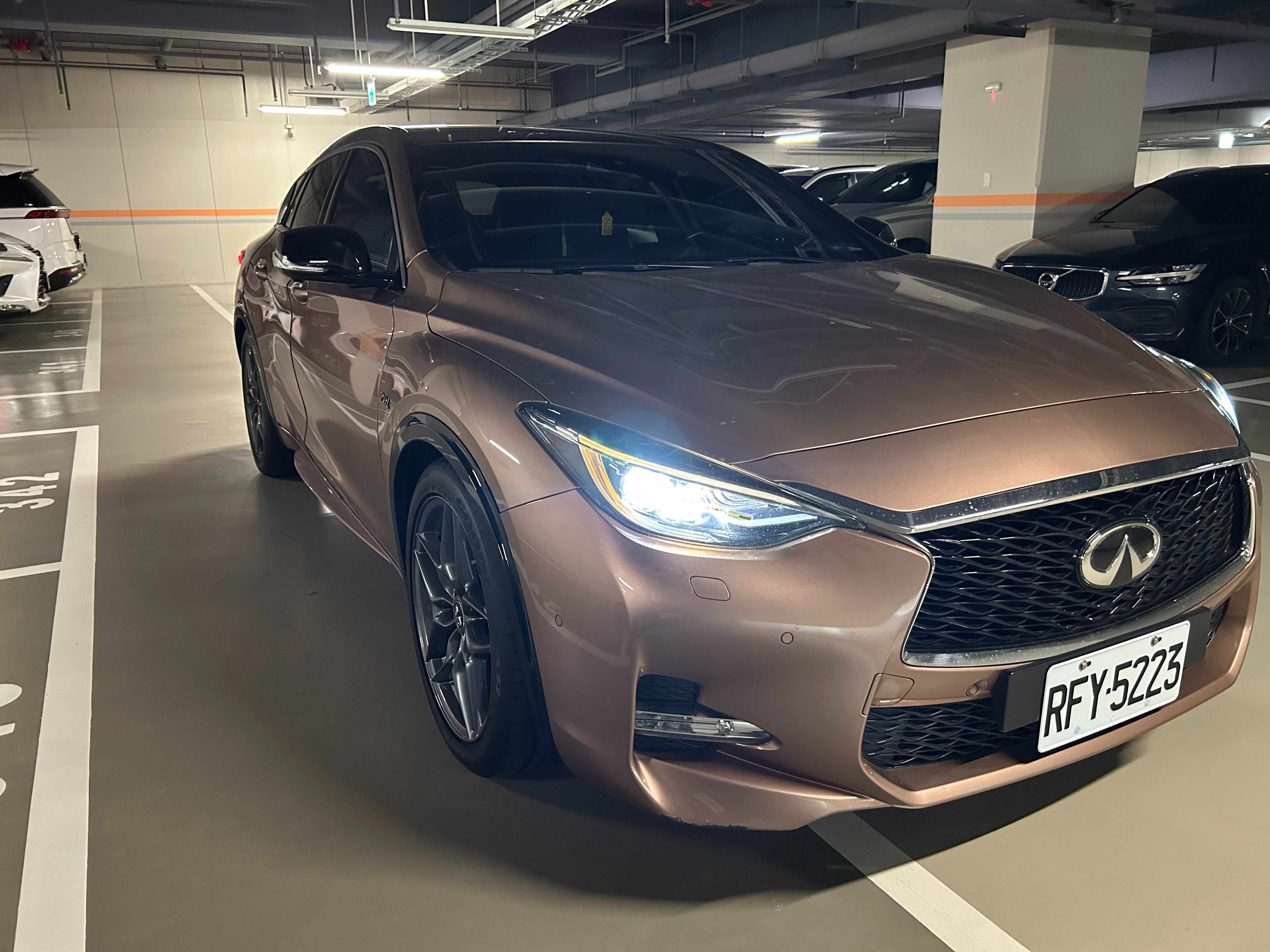 INFINITI Q30S 2.0T SPORT 2018 Image 2