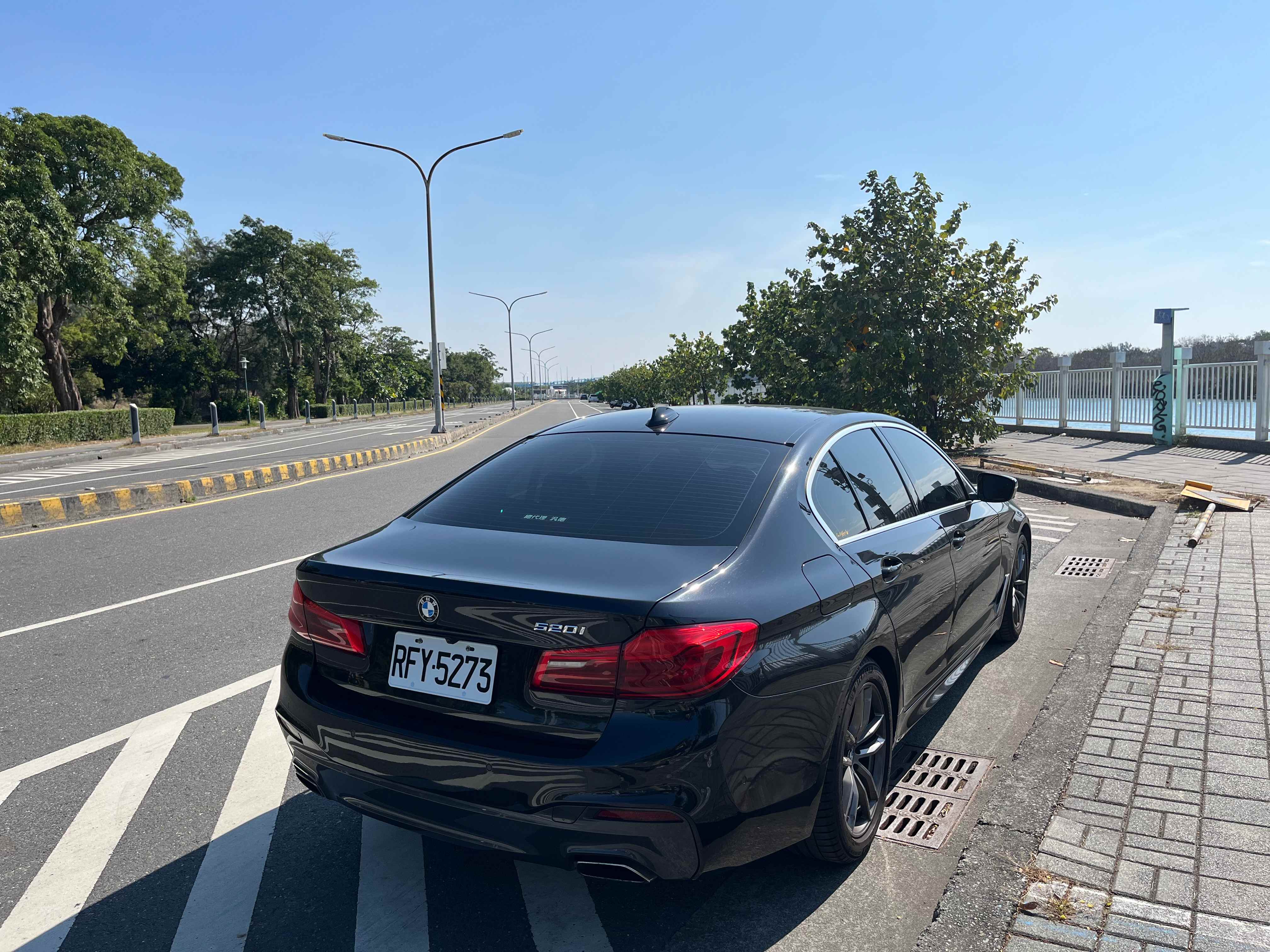 BMW 520i M-Sport 2018 Image 1