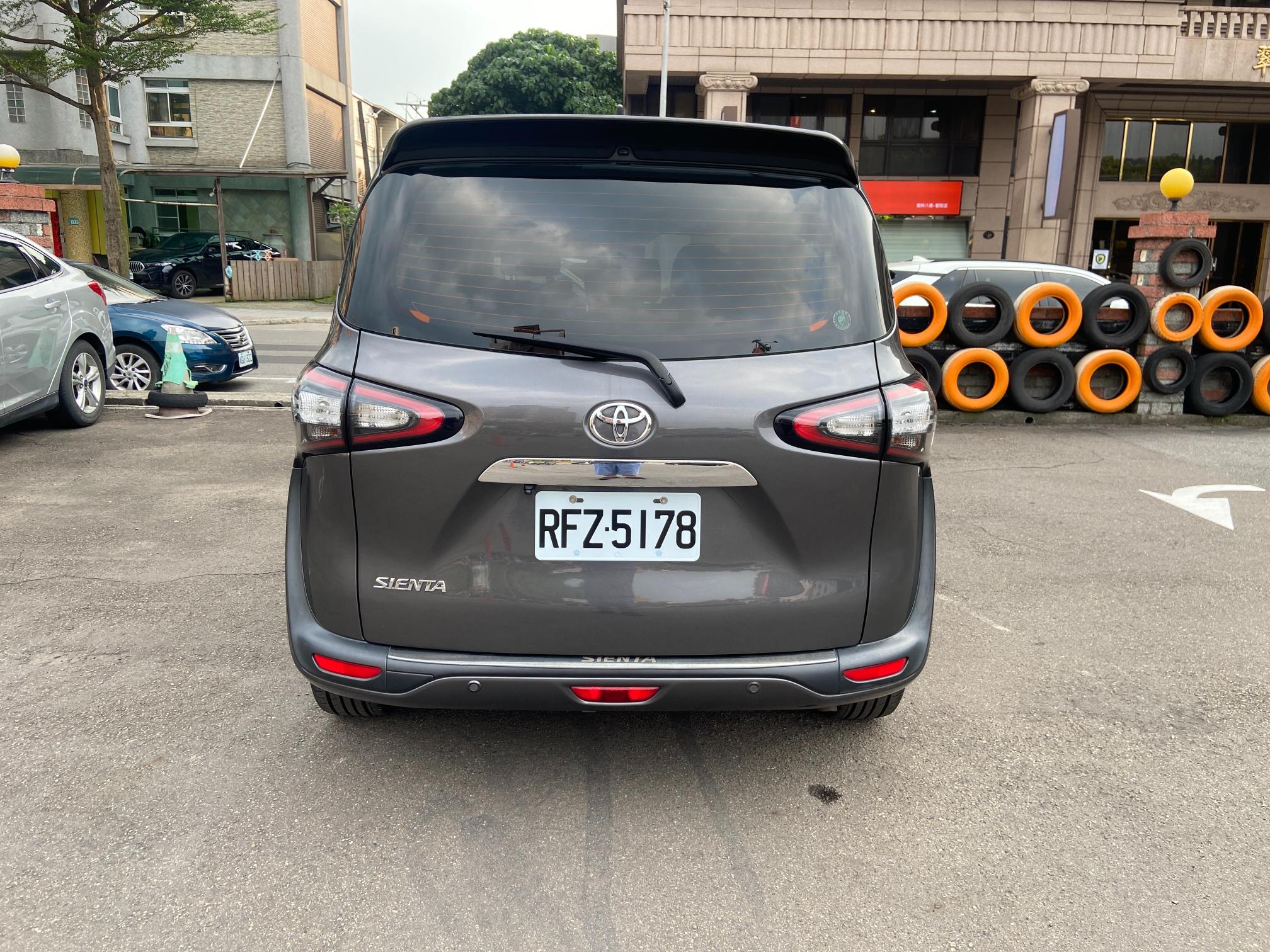 TOYOTA Sienta 1.8L尊爵7人 2017 Image 5