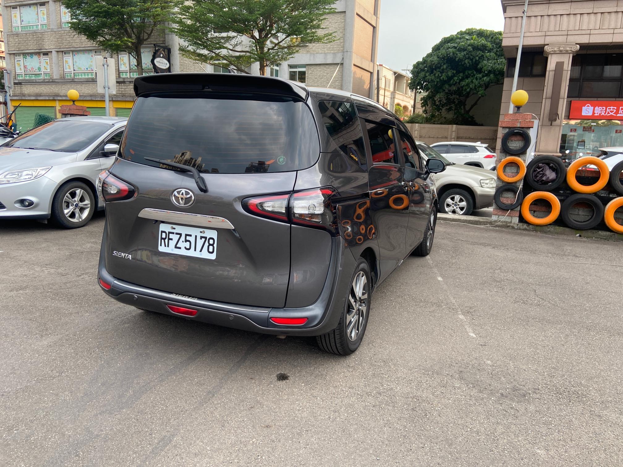 TOYOTA Sienta 1.8L尊爵7人 2017 Image 4